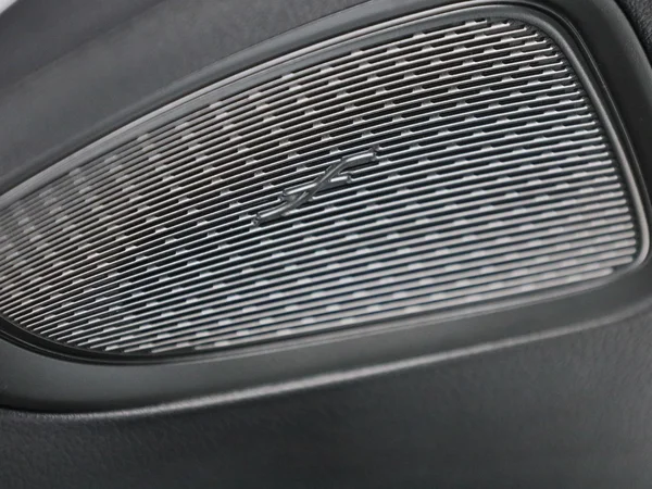 Mercedes-Benz C-Klasse (2025) — foto 29 van 50