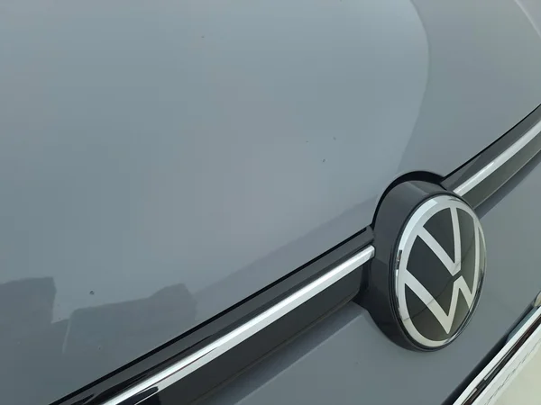 Volkswagen Golf VIII SW (2022) — foto 10 van 22