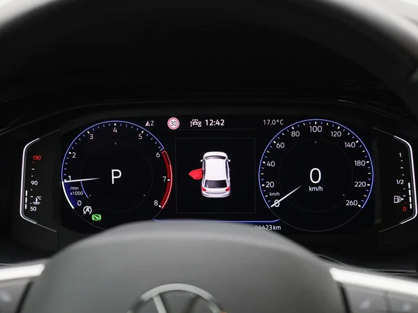 Volkswagen Polo (2022) — foto 37 van 38
