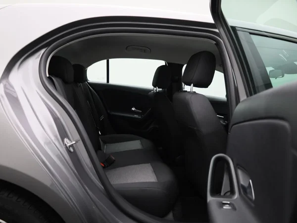 Mercedes-Benz A-Klasse (2023) — foto 27 van 39
