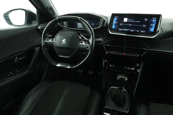 Peugeot 2008 (2008) — foto 4 van 16