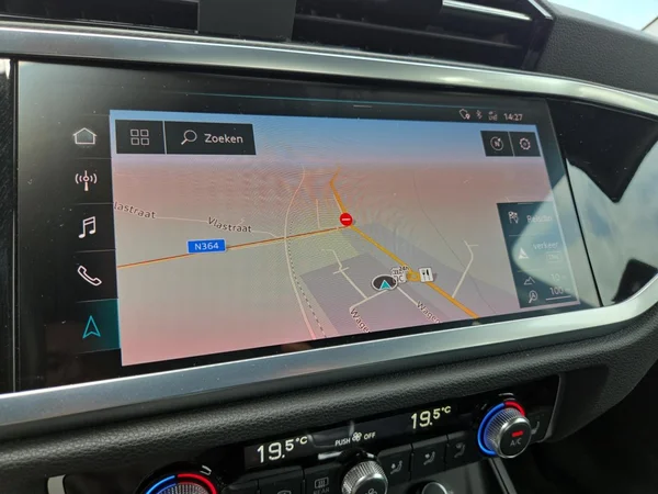 AUDI Q3 Dsl (2020) — foto 4 van 22