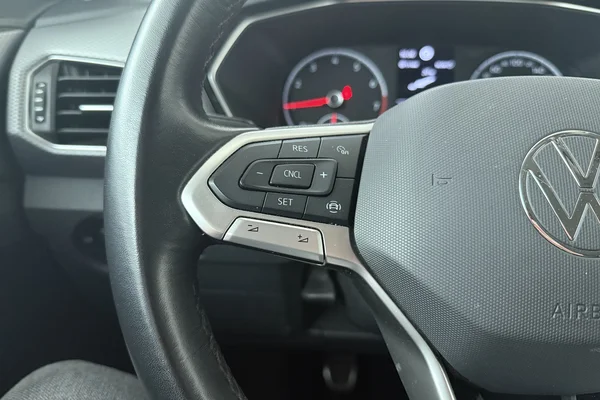 Volkswagen T-Cross (2022) — foto 6 van 17