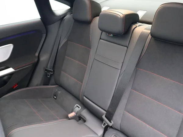 Mercedes-Benz CLA (2025) — foto 15 van 30