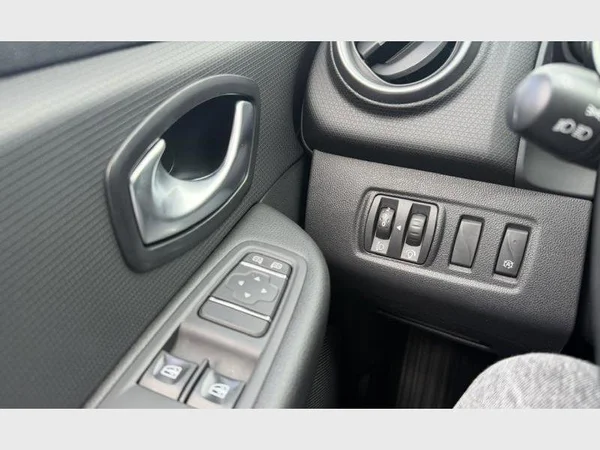 Renault Clio IV Phase II (2017) — foto 17 van 24