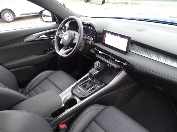 Alfa Romeo Tonale (2024) — foto 6 van 27