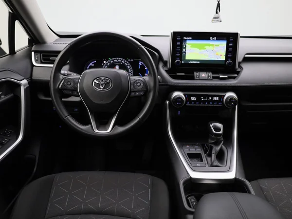 Toyota RAV4 (2021) — foto 46 van 46