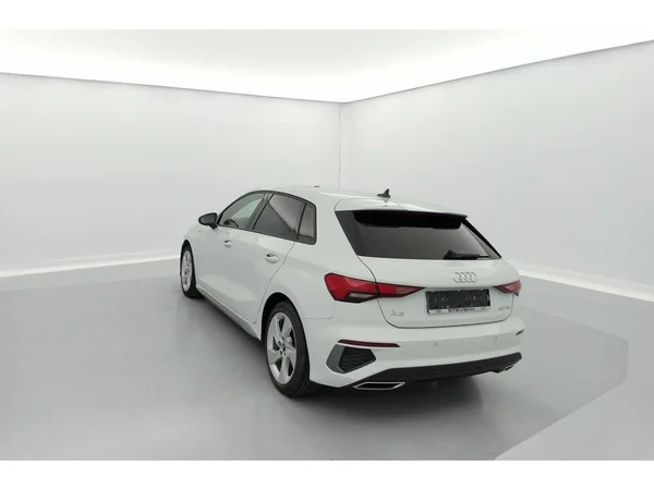 AUDI A3 Sportback (2021) — foto 8 van 36