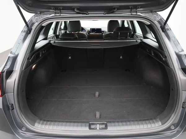 Kia cee'd (2024) — foto 18 van 19