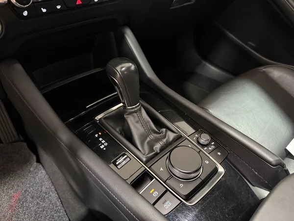 Mazda 3 (2022) — foto 9 van 29