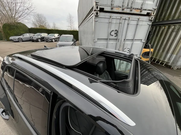 VOLKSWAGEN Tiguan (2025) — foto 6 van 24