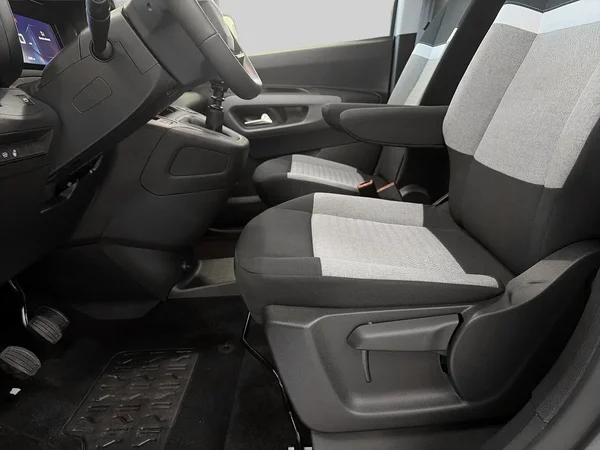 Citroën Berlingo (2025) — foto 10 van 21