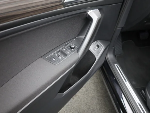 VOLKSWAGEN Tiguan Allspace (2022) — foto 13 van 21