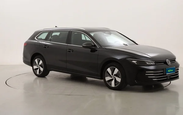 Volkswagen Passat SW (2025) — foto 19 van 21