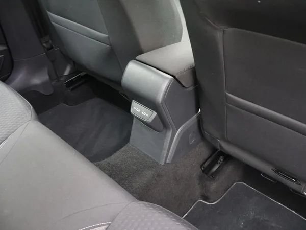 VOLKSWAGEN Taigo (2022) — foto 16 van 25