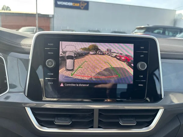 VOLKSWAGEN T-Roc (2024) — foto 5 van 20