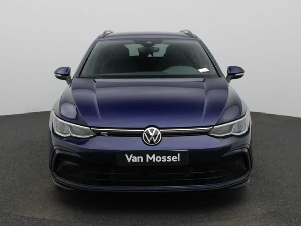 Volkswagen Golf (2022) — foto 23 van 47