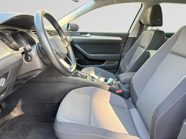 VOLKSWAGEN Passat Variant Dsl (2022) — foto 24 van 24