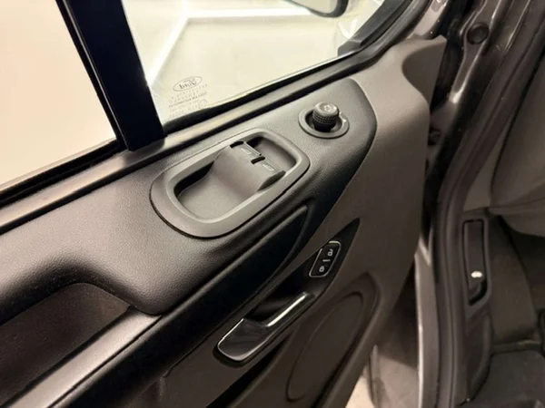 Ford Transit Custom (2021) — foto 9 van 19