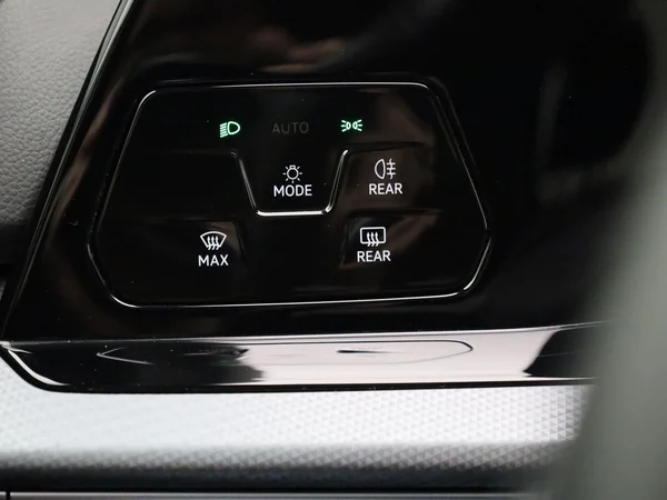 Volkswagen Golf (2022) — foto 15 van 45