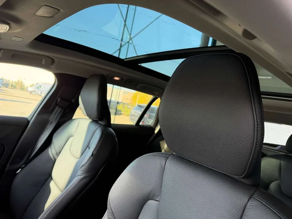 Volvo V60 (2026) — foto 2 van 20