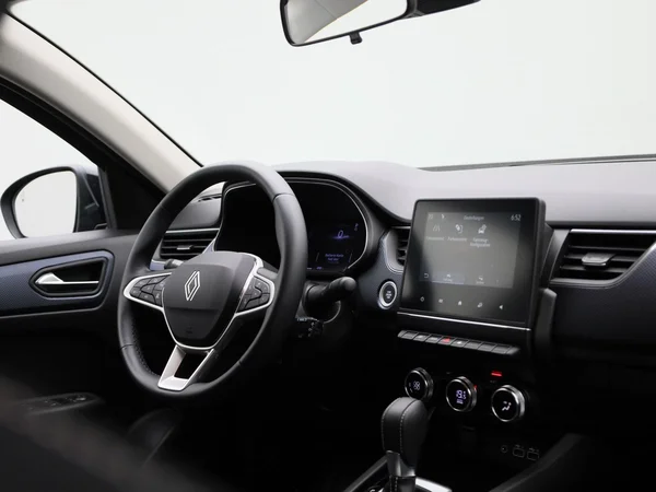 Renault Arkana (2025) — foto 29 van 40