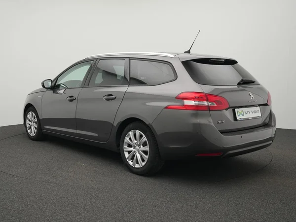 PEUGEOT 308 SW (2019) — foto 18 van 23
