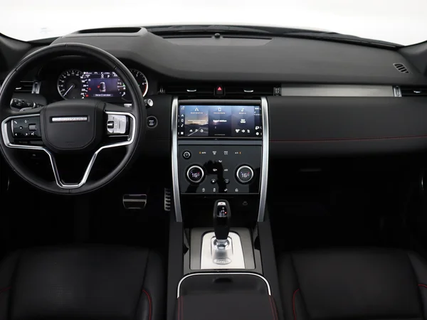 Land Rover Discovery Sport (2023) — foto 31 van 31