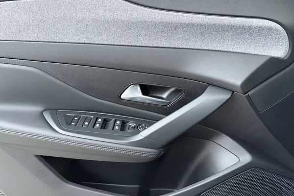 Peugeot 308 SW (2024) — foto 8 van 20