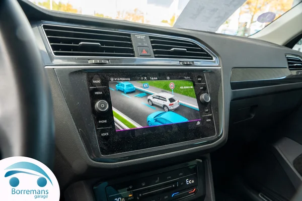 Volkswagen Tiguan (2023) — foto 19 van 48