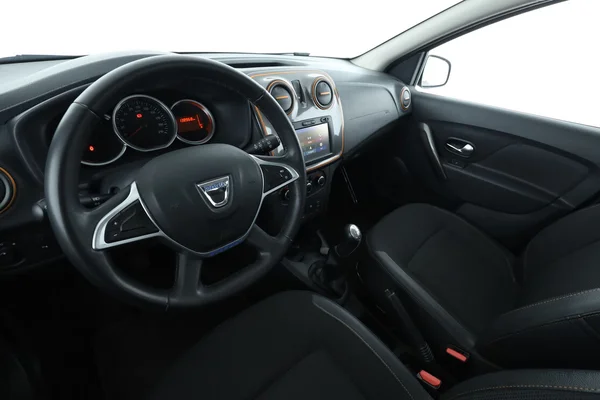 Dacia Sandero (2017) — foto 2 van 16