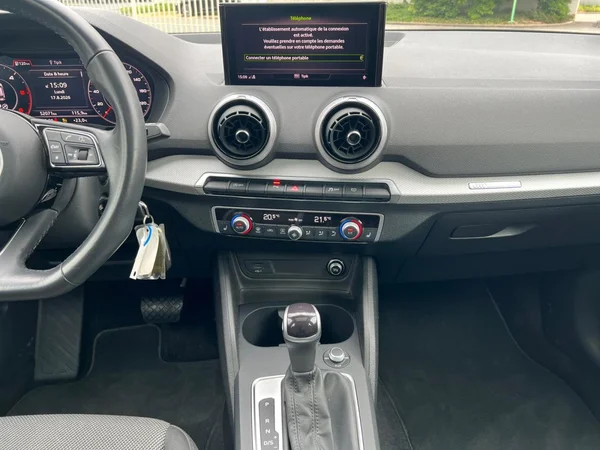 AUDI Q2 Dsl (2022) — foto 16 van 18