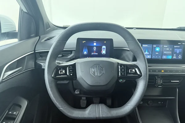 MG MG3 (2025) — foto 2 van 20