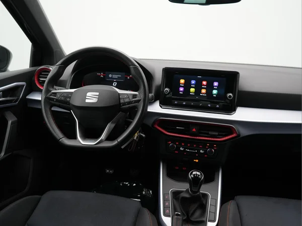 SEAT Arona (2025) — foto 9 van 38