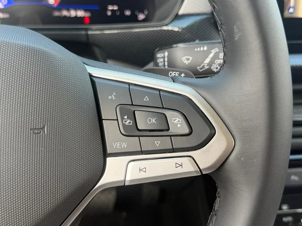 VOLKSWAGEN T-Cross (2025) — foto 3 van 19