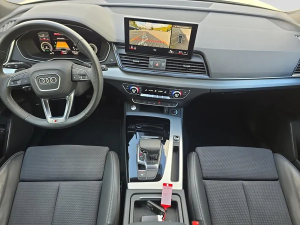 AUDI Q5 Sportback PHEV (2022) — foto 14 van 17