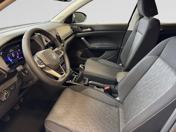 VOLKSWAGEN T-Cross (2025) — foto 6 van 20