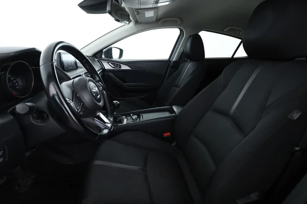 Mazda 3 (2018) — foto 16 van 16
