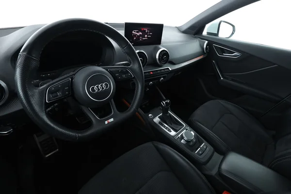 Audi Q2 (2023) — foto 2 van 16