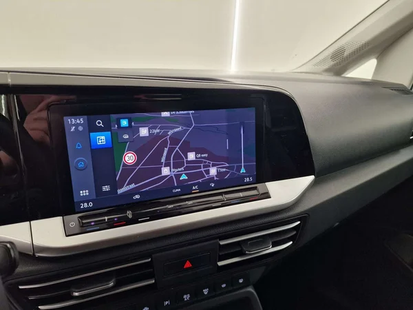 Ford Tourneo Connect (2025) — foto 14 van 14