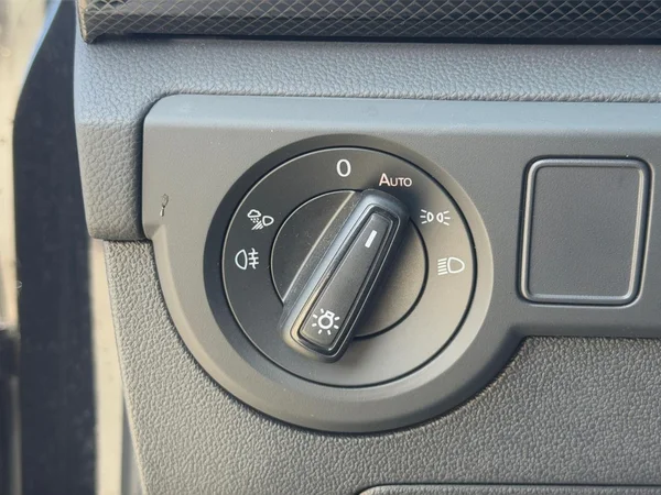 VOLKSWAGEN T-Cross (2025) — foto 3 van 21
