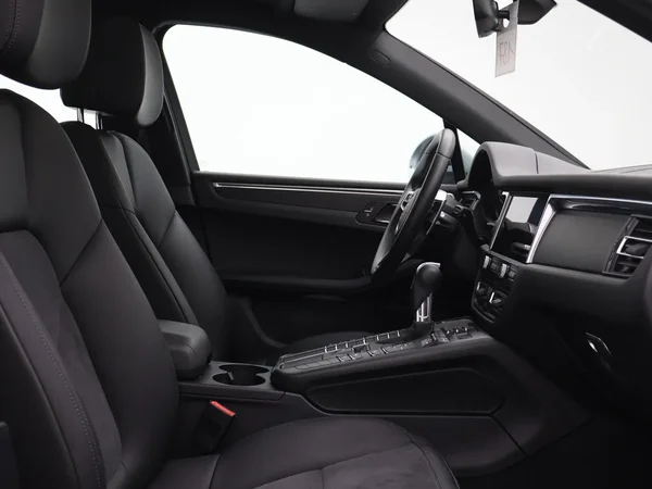 Porsche Macan (2021) — foto 21 van 27