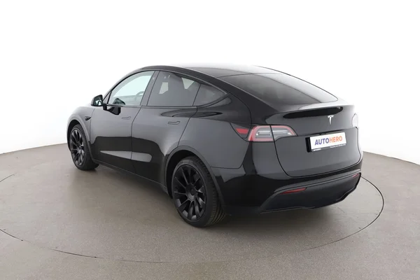 Tesla Model (2023) — foto 11 van 17