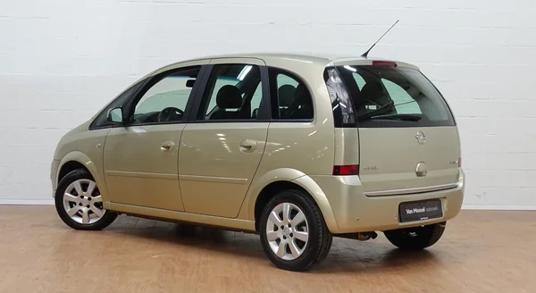 Opel Meriva (2008) — foto 20 van 25
