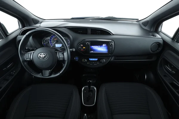 Toyota Yaris (2017) — foto 3 van 16