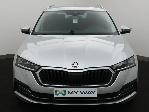 SKODA Octavia SW (2024) — foto 12 van 29