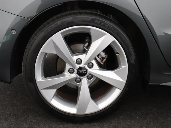 AUDI A3 Sportback (2025) — foto 14 van 18