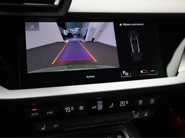AUDI A3 Sportback (2025) — foto 14 van 22