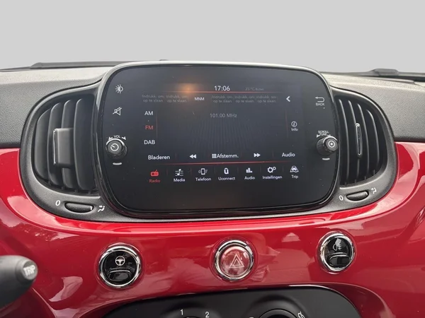 Fiat 500C (2021) — foto 7 van 16