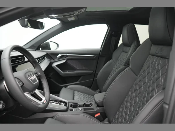 AUDI A3 Sportback PHEV (2025) — foto 4 van 35